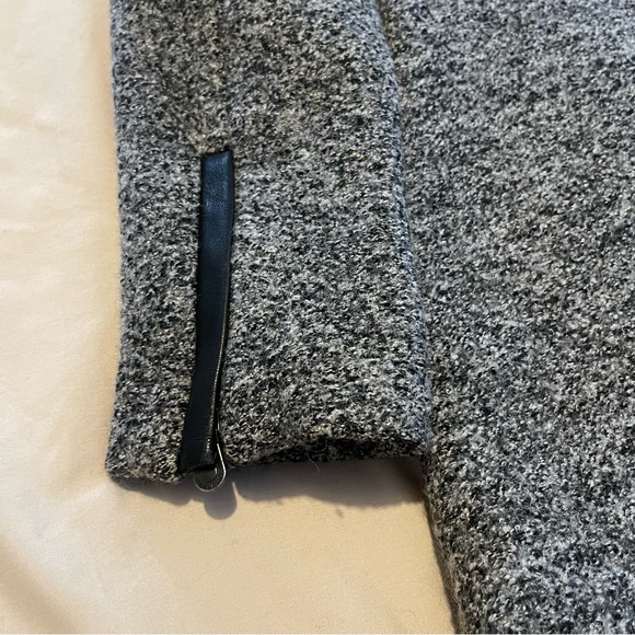 Banana Republic Women's Black Tweed Wool Blend Coat - Picture 8 of 8